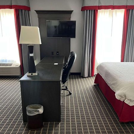 Quality Inn & Suites Pearsall Luaran gambar